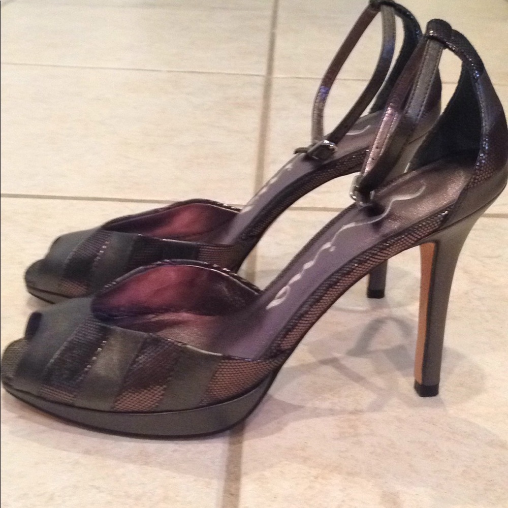 Nina Bronze Metallic Stiletto Heals SZ 8M  EUR38